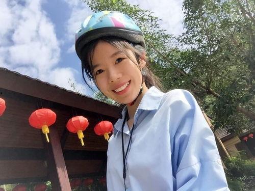 岑岑吃瓜情侣,岑岑与吃瓜情侣的甜蜜日常